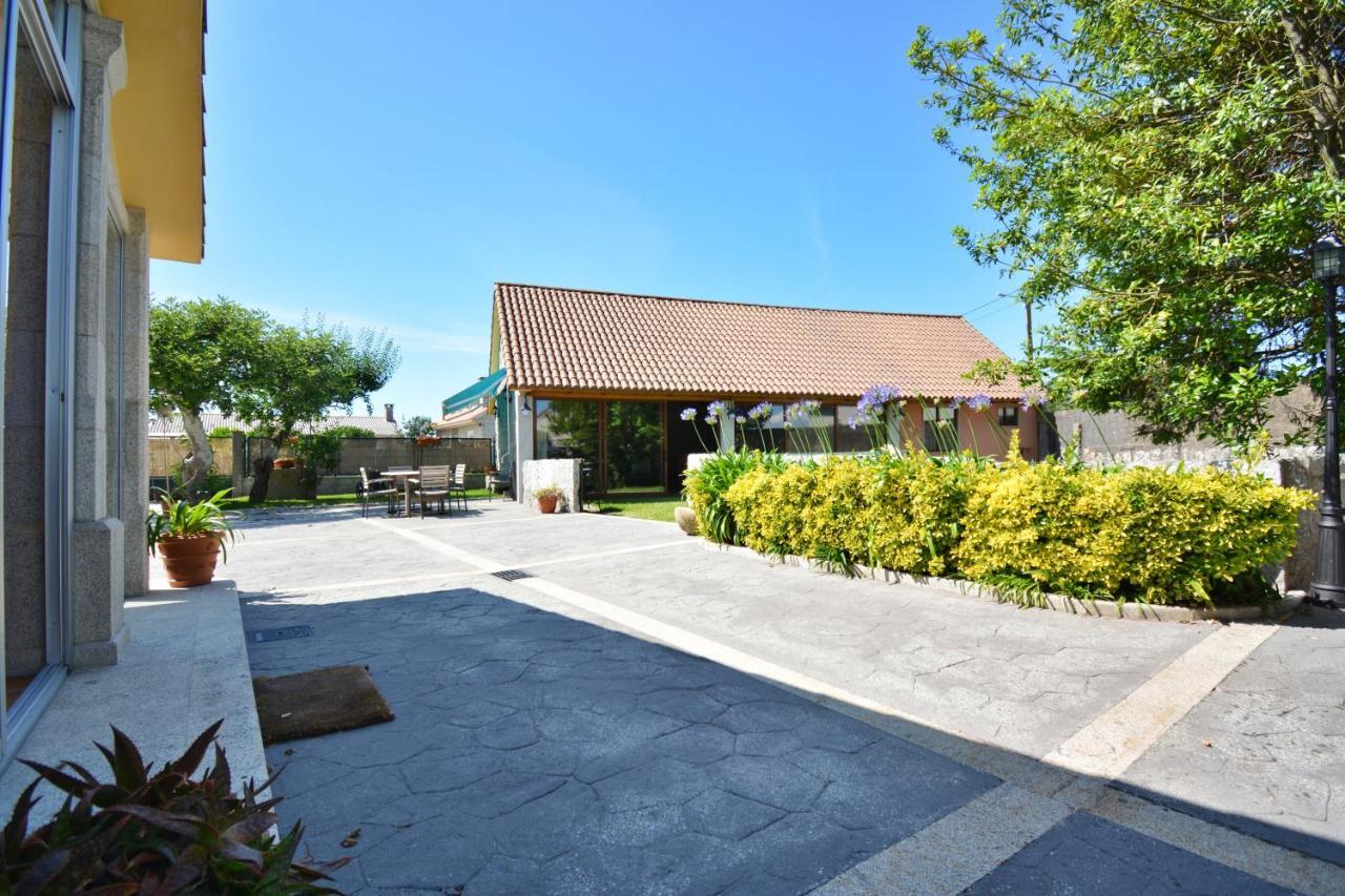 Galihost - Casa Con Precioso Jardin En Vilanova De Arousa Екстериор снимка