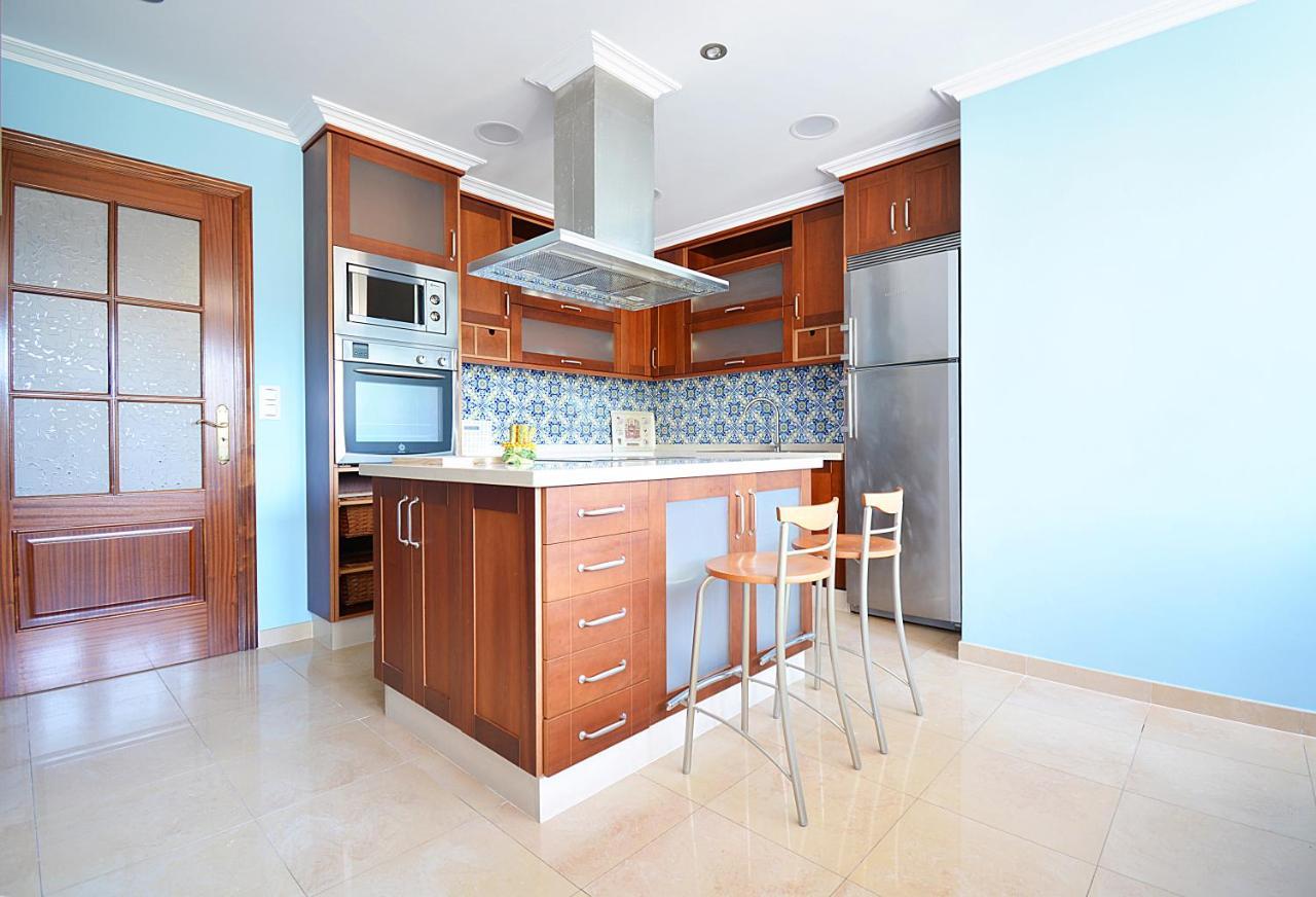 Galihost - Casa Con Precioso Jardin En Vilanova De Arousa Екстериор снимка