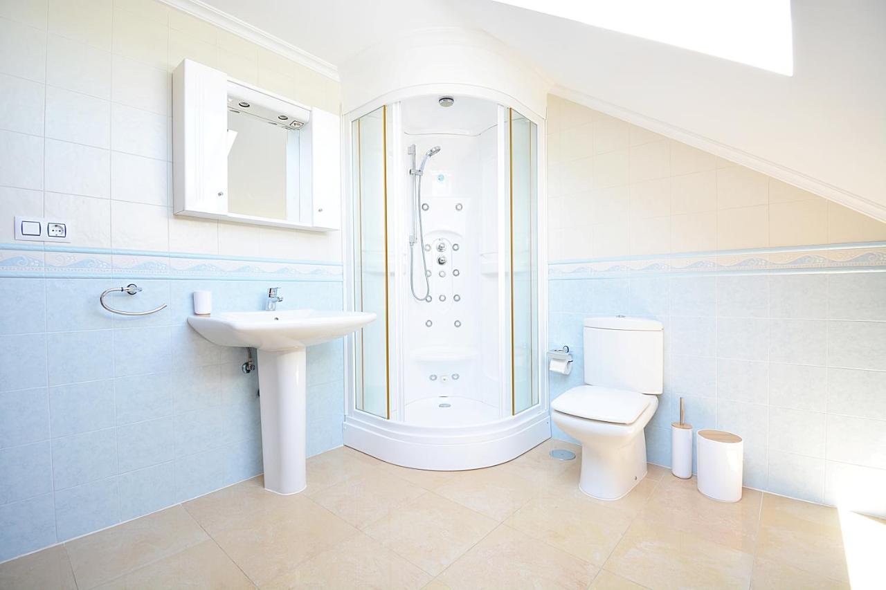 Galihost - Casa Con Precioso Jardin En Vilanova De Arousa Екстериор снимка