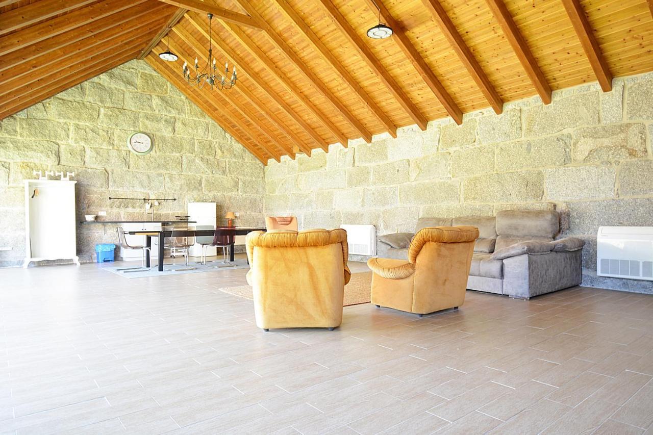Galihost - Casa Con Precioso Jardin En Vilanova De Arousa Екстериор снимка