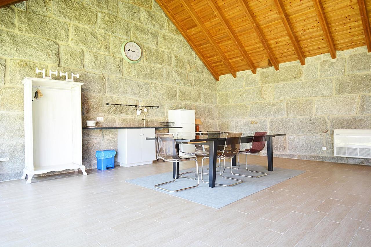 Galihost - Casa Con Precioso Jardin En Vilanova De Arousa Екстериор снимка