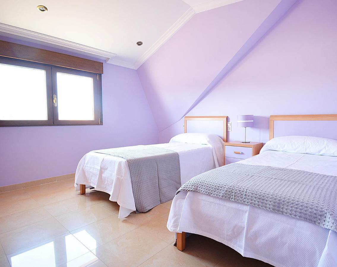 Galihost - Casa Con Precioso Jardin En Vilanova De Arousa Екстериор снимка